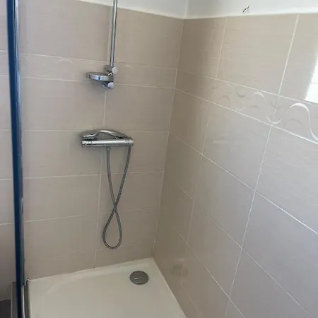 Holiday home Renting Spacious 1 Bedroom In Center With A Parking *