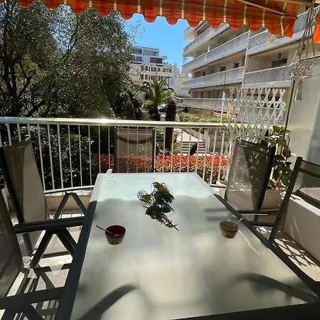 Renting Spacious 1 Bedroom In Center With A Parking * Antibes
